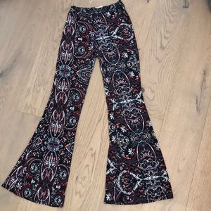 Soft Fitted Fabric Pants